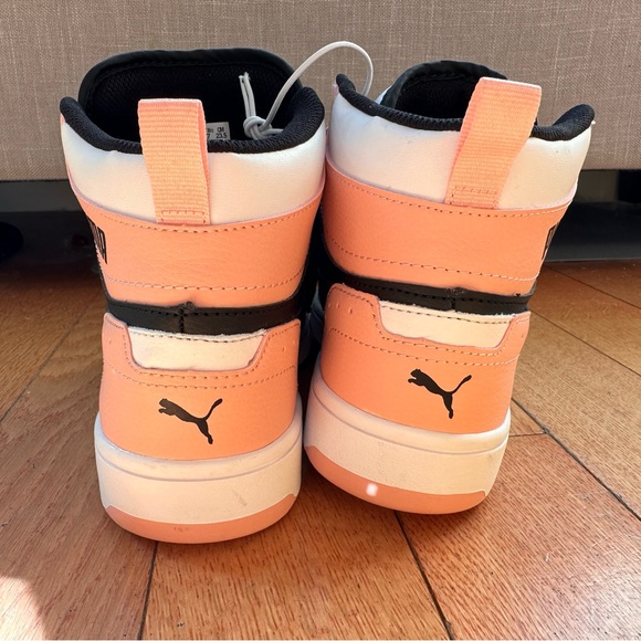 PUMA Rebound Joy - mid top sneakers women’s US 7 NWT - Picture 7 of 7